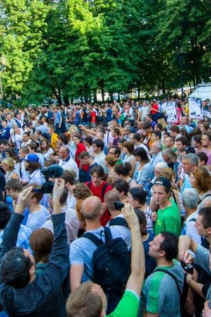 Места для митингов в России ограничили гайд-парками